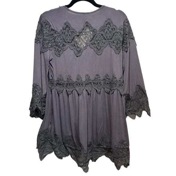 Pol Gray Lace-Up Crochet Boho Blouse NWT Size M - Picture 3 of 11
